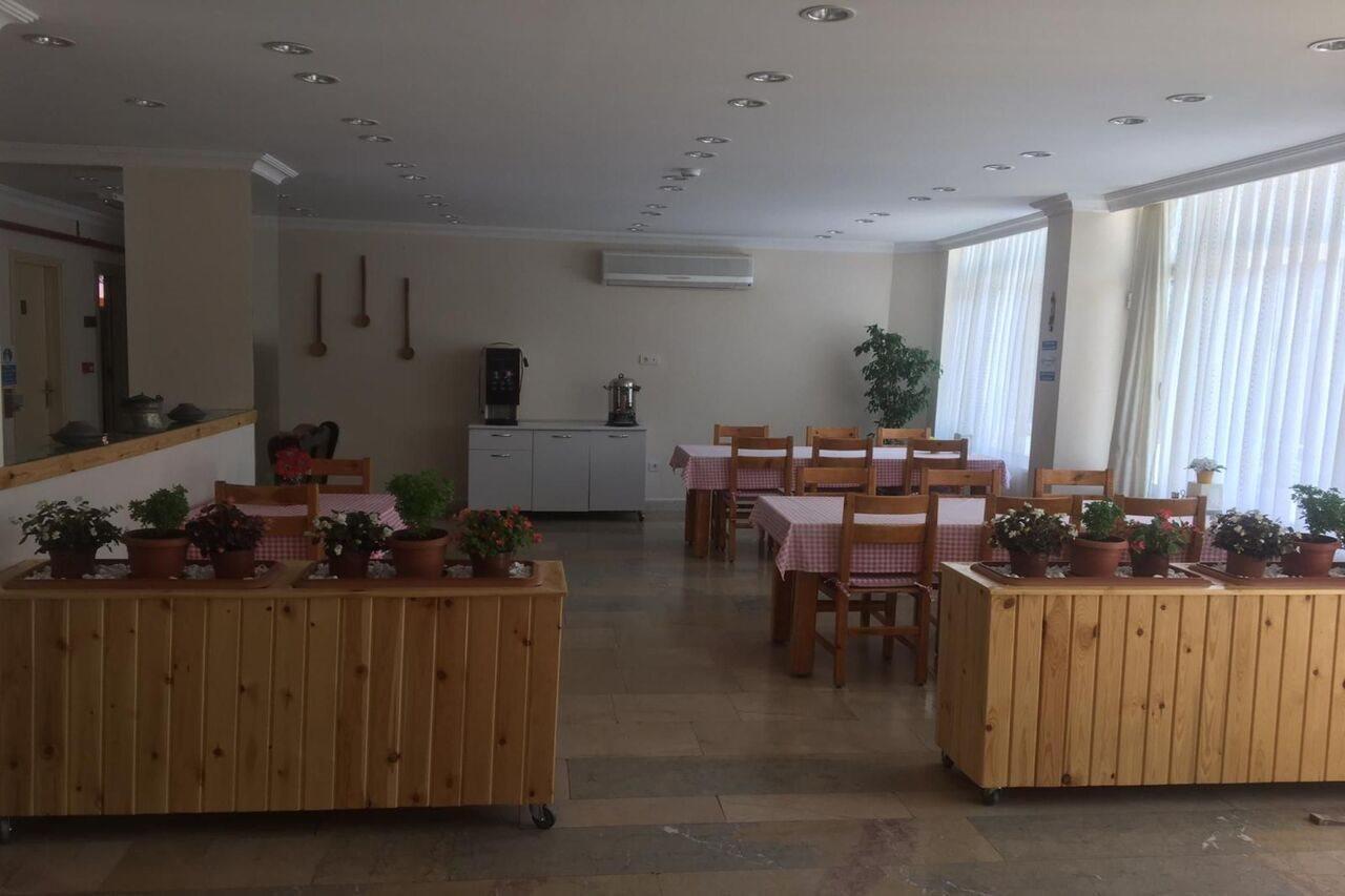Uenver Hotel Adana Ngoại thất bức ảnh