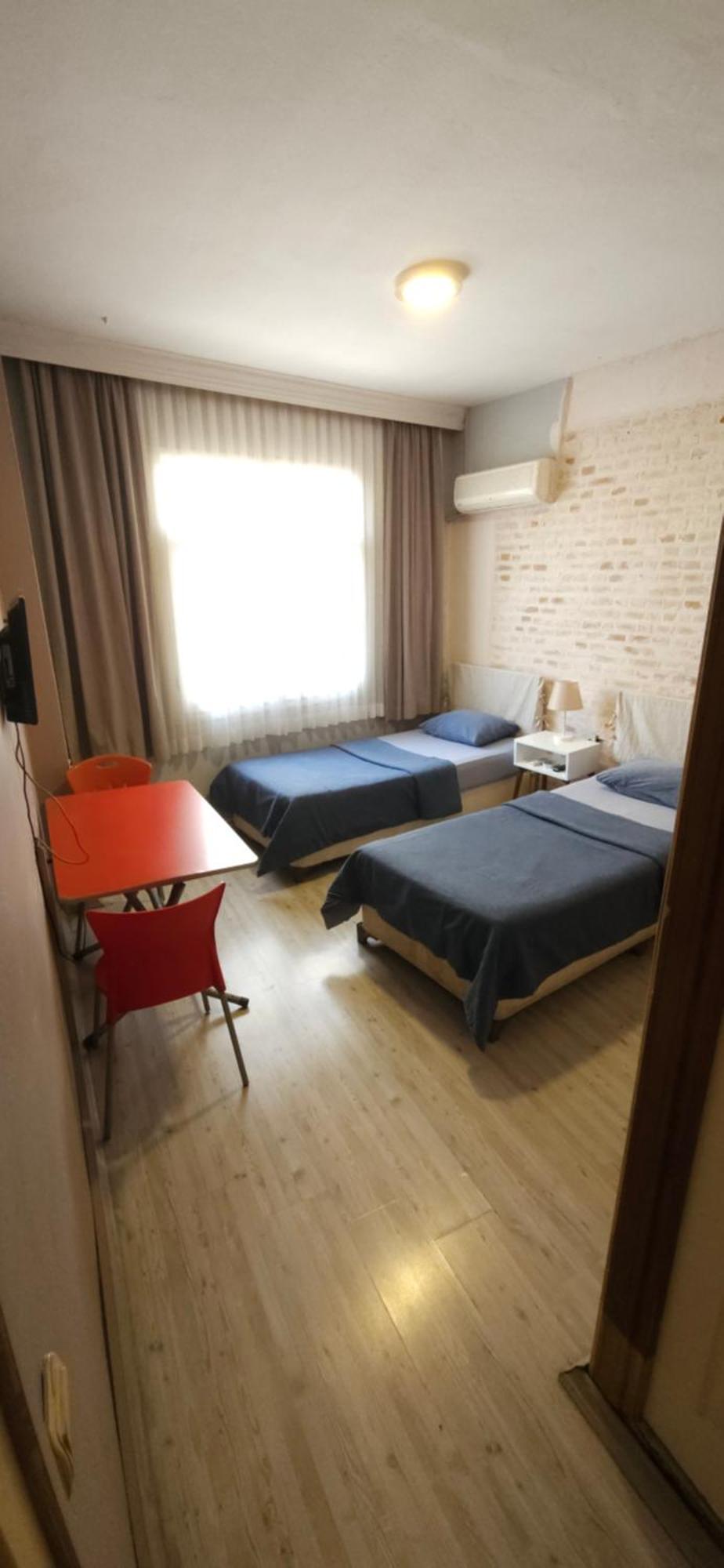 Uenver Hotel Adana Ngoại thất bức ảnh