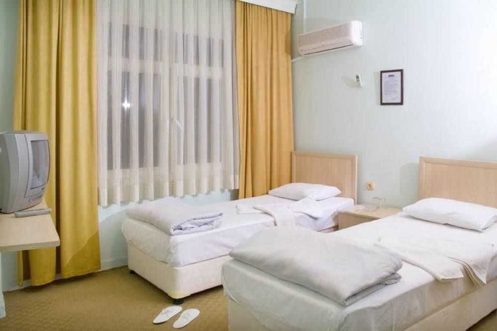 Uenver Hotel Adana Ngoại thất bức ảnh