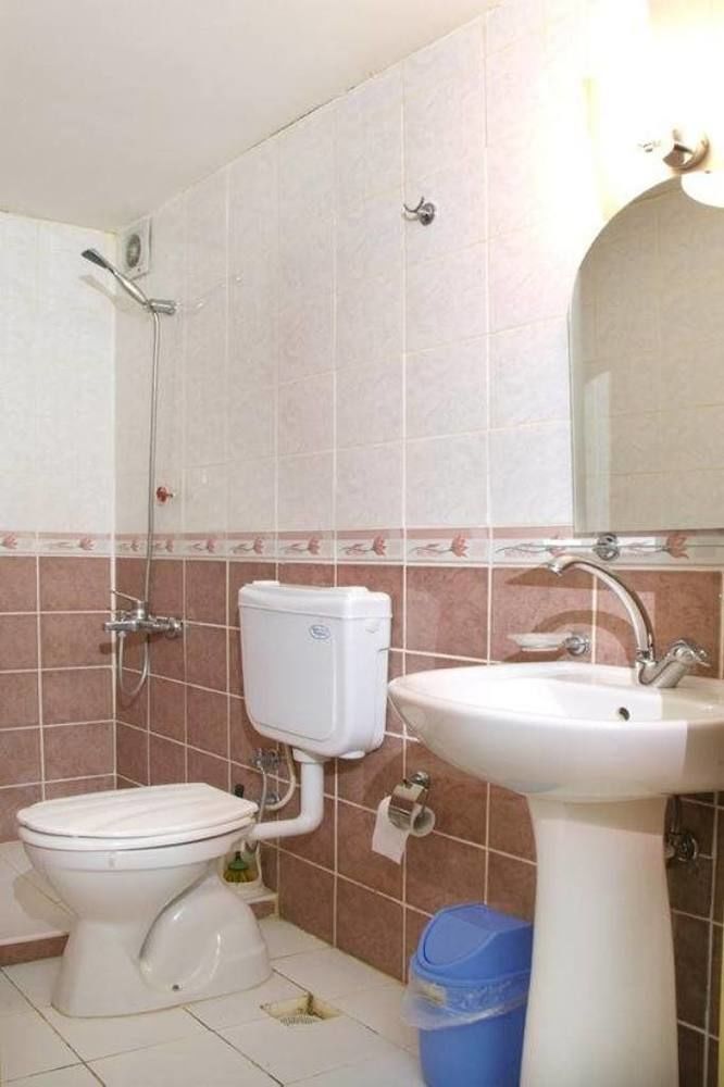 Uenver Hotel Adana Ngoại thất bức ảnh